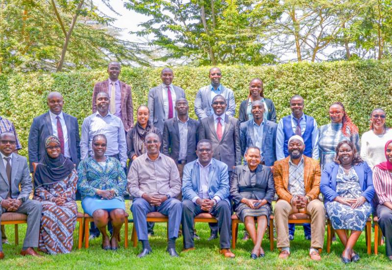 Mkutano wa Kitengo cha Kiswahili na Ukatibu wa Kamati ya Haki,Sheria na Haki za Binadamu  ya Seneti pamoja na wataalamu wa Kiswahili ili kuhakiki na kuidhinisha Mswada wa Katiba ya Kenya (Marekebisho) |Miswada ya Seneti Na. 13 ya 2025) na Nyaraka husika  Katika Hoteli ya Sawela kuanzia tarehe 14-17,2025.