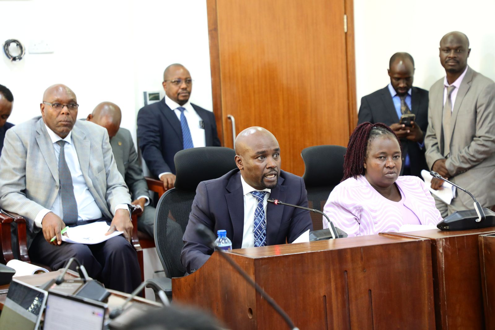 𝐁𝐎𝐌𝐄𝐓 𝐂𝐎𝐔𝐍𝐓𝐘 𝐏𝐀𝐘𝐑𝐎𝐋𝐋 𝐈𝐍 𝐃𝐈𝐒𝐀𝐑𝐑𝐀𝐘 𝐀𝐒 𝐂𝐏𝐀𝐂 𝐐𝐔𝐄𝐒𝐓𝐈𝐎𝐍𝐒 𝐒𝐓𝐀𝐅𝐅 𝐂𝐎𝐌𝐏𝐄𝐓𝐄𝐍𝐂𝐄 