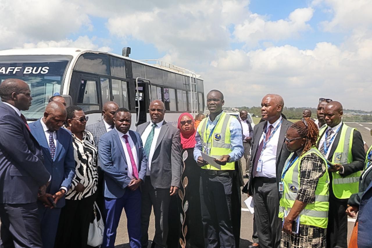 𝐒𝐄𝐍𝐀𝐓𝐄 𝐏𝐑𝐎𝐁𝐄𝐒 𝐒𝐀𝐅𝐄𝐓𝐘 𝐑𝐈𝐒𝐊𝐒 𝐀𝐓 𝐖𝐈𝐋𝐒𝐎𝐍 𝐀𝐈𝐑𝐏𝐎𝐑𝐓 𝐀𝐒 𝐈𝐍𝐅𝐑𝐀𝐒𝐓𝐑𝐔𝐂𝐓𝐔𝐑𝐄 𝐃𝐄𝐂𝐀𝐘, 𝐄𝐍𝐂𝐑𝐎𝐀𝐂𝐇𝐌𝐄𝐍𝐓 𝐑𝐀𝐈𝐒𝐄 𝐀𝐋𝐀𝐑𝐌  