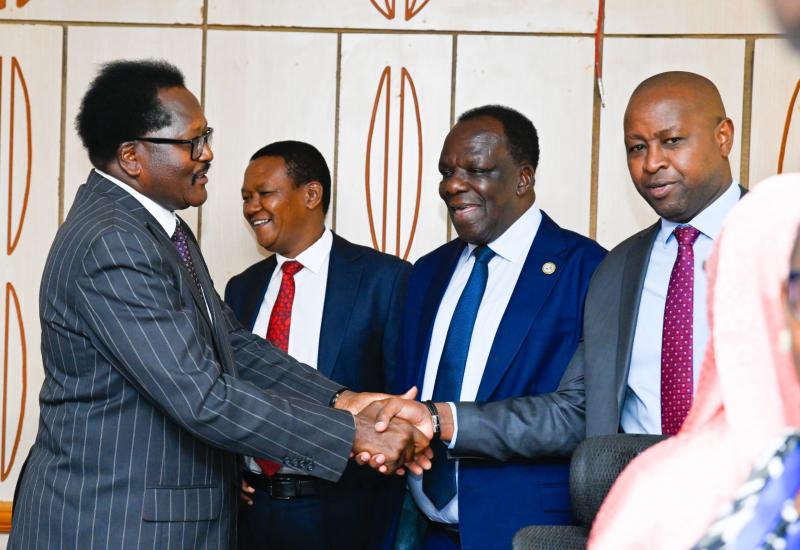 𝐁𝐑𝐄𝐀𝐊𝐓𝐇𝐑𝐎𝐔𝐆𝐇 𝐀𝐒 𝐄𝐗-𝐊𝐂𝐂 𝐖𝐎𝐑𝐊𝐄𝐑𝐒 𝐄𝐃𝐆𝐄 𝐂𝐋𝐎𝐒𝐄𝐑 𝐓𝐎 𝐏𝐀𝐘𝐎𝐔𝐓 𝐀𝐅𝐓𝐄𝐑 𝐍𝐄𝐀𝐑𝐋𝐘 𝐓𝐇𝐑𝐄𝐄 𝐃𝐄𝐂𝐀𝐃𝐄𝐒